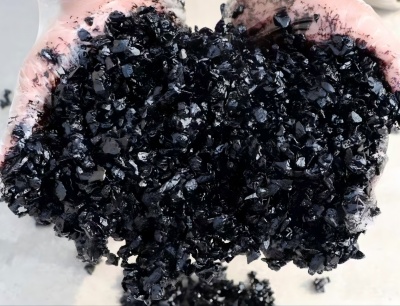 盐源沥青冷补料（沥青砂）的优势特点与施工流程解析